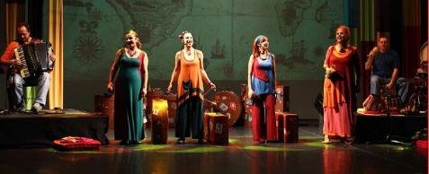 Pelo Mundo com Mawaca foto Daniel Kersys